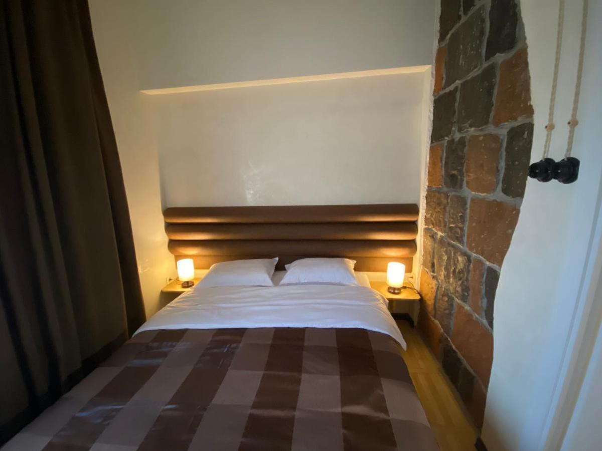 Apartments Pushkin Street Yerevan Ngoại thất bức ảnh