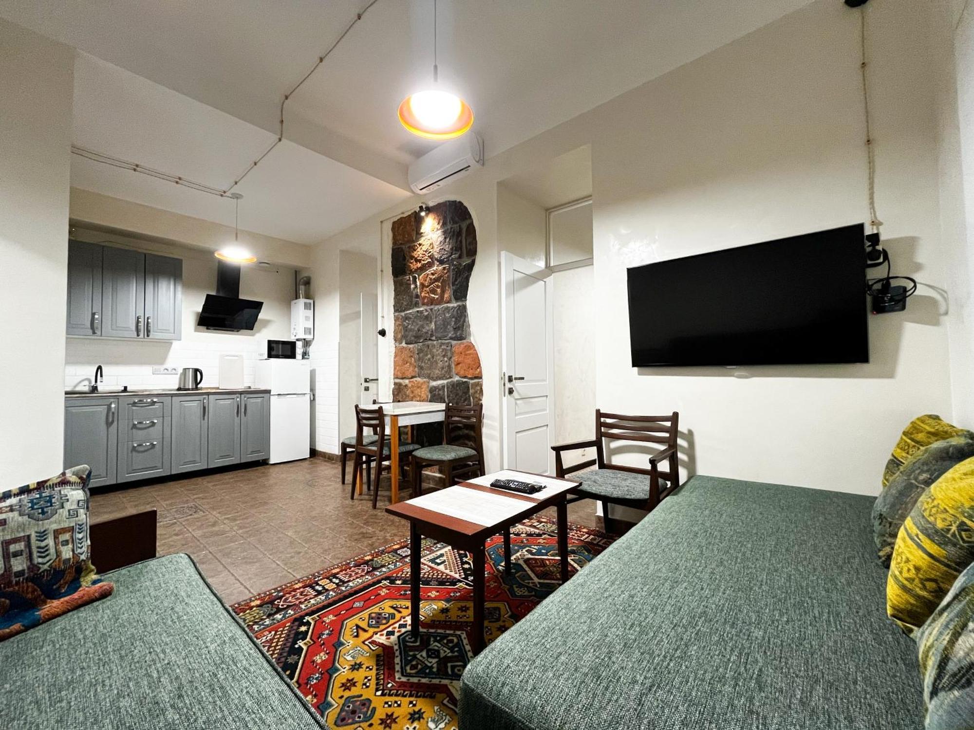 Apartments Pushkin Street Yerevan Ngoại thất bức ảnh